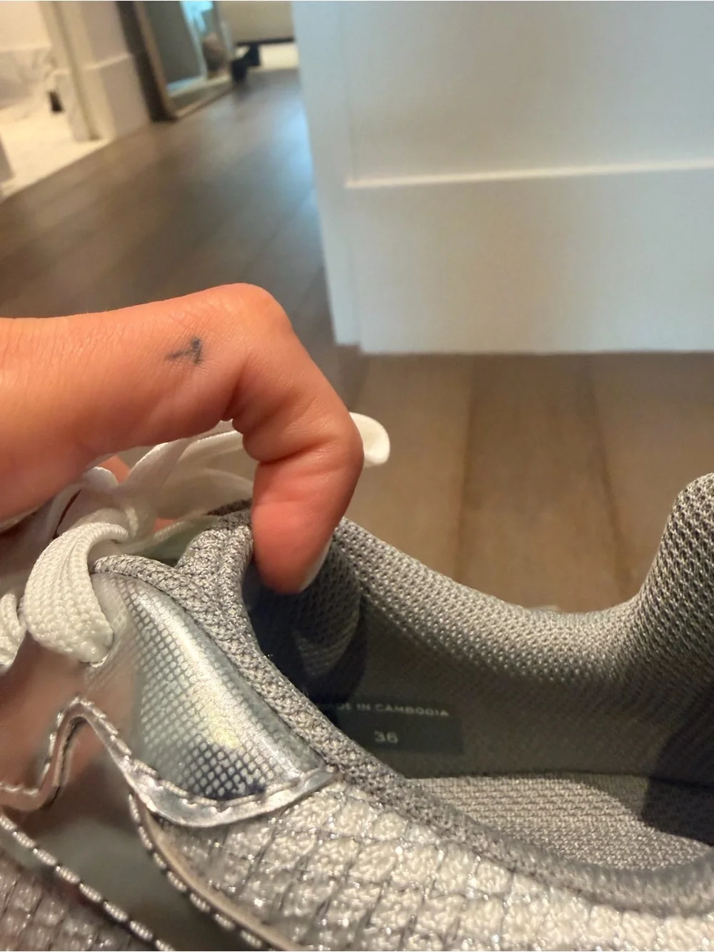 Marc Jacobs Silver and White Women's Sneakers